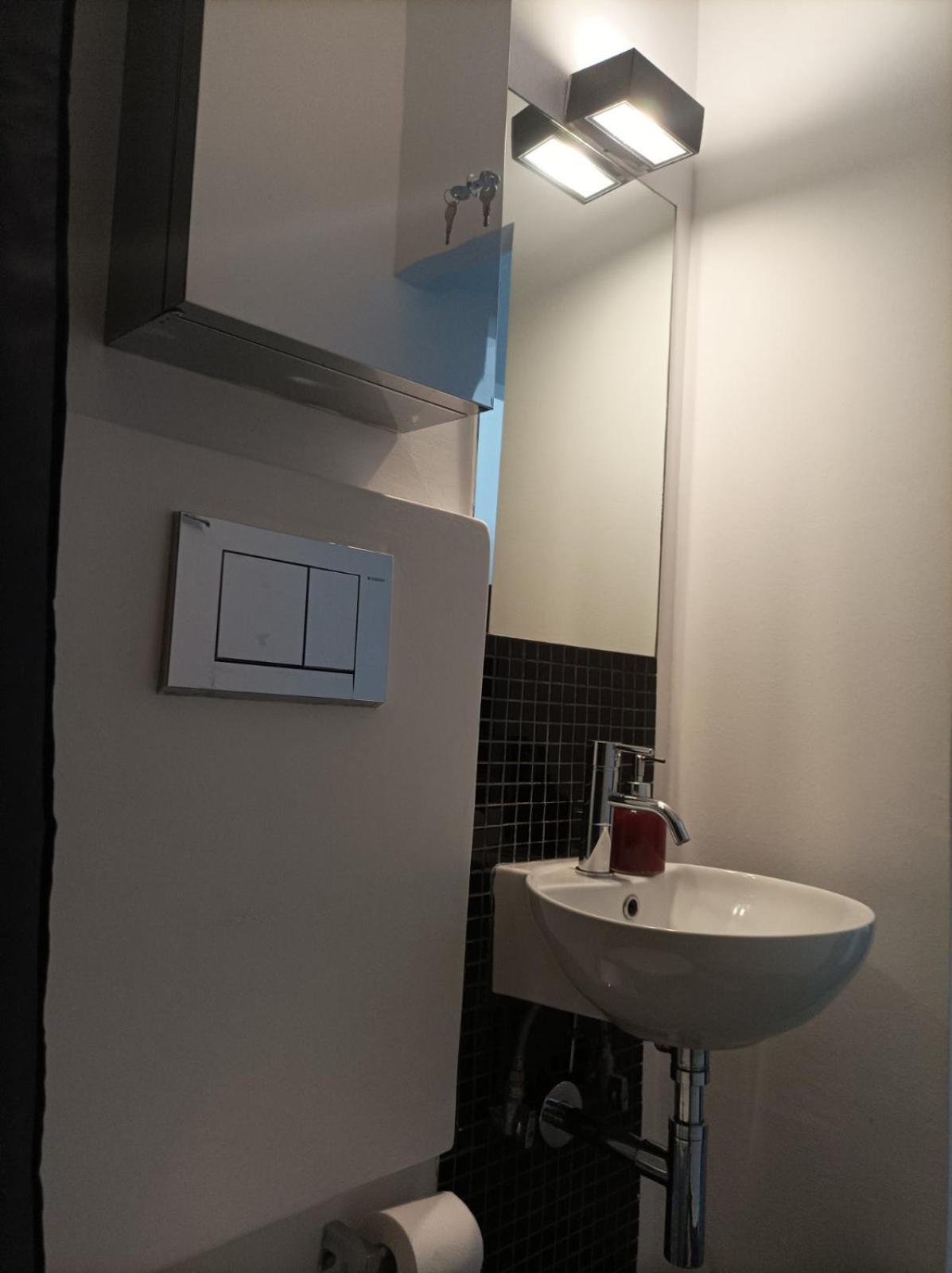 Myron Apartments Athen Zimmer foto